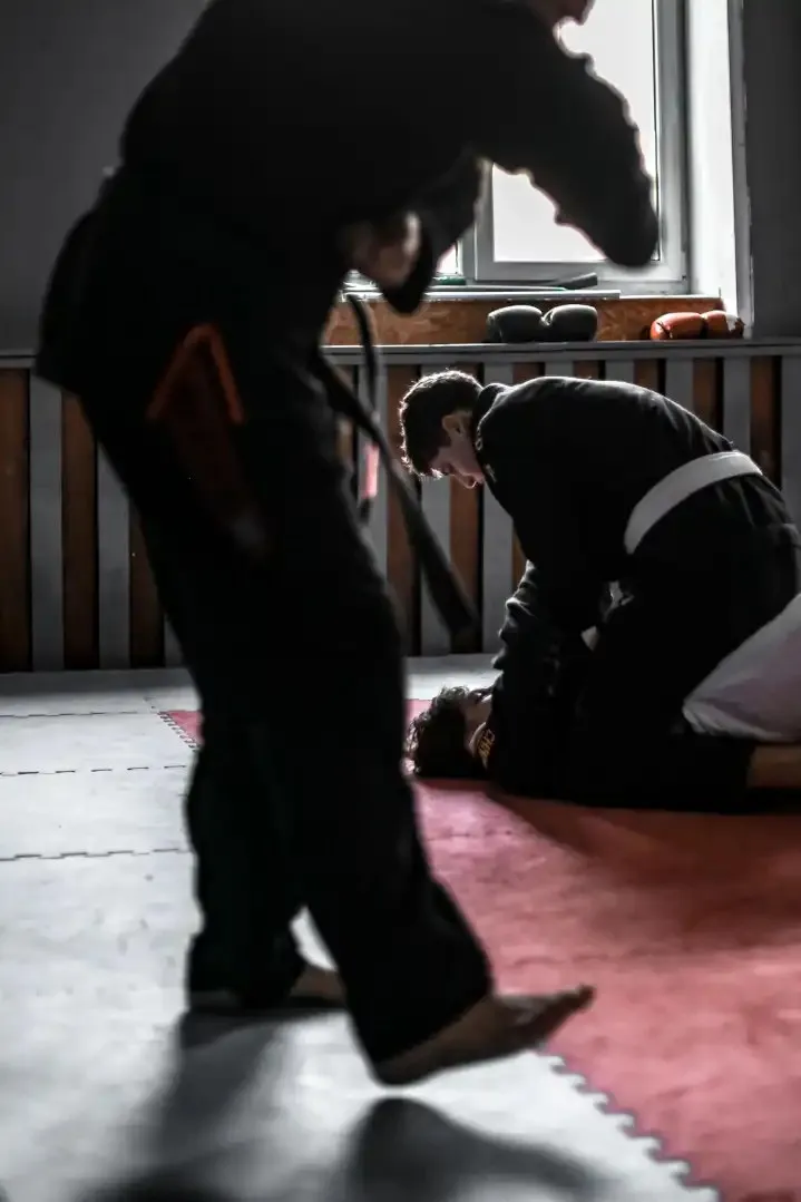 Trening technik w parach na sali